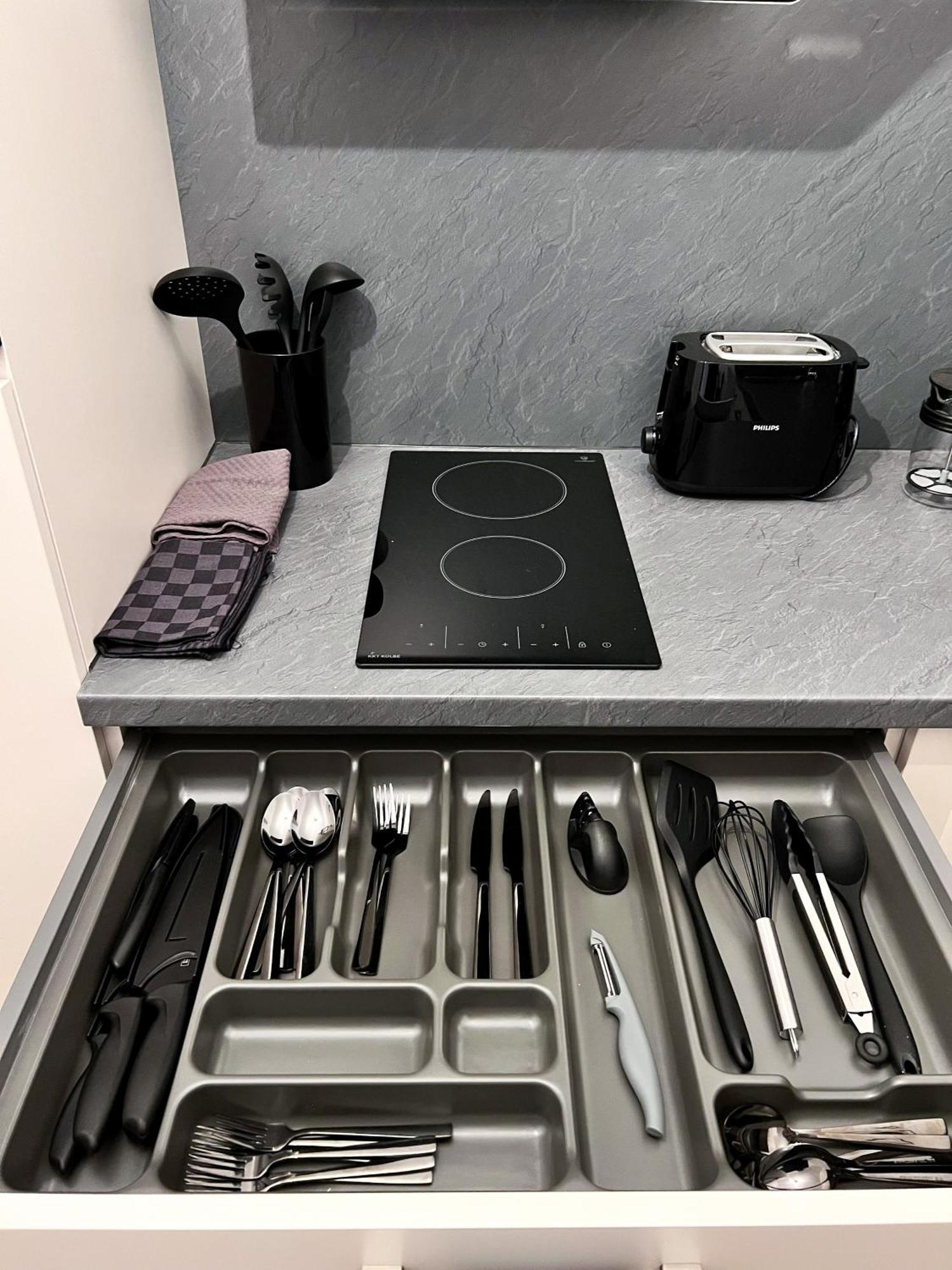 Zentrale Wohlfuehloase Mit Parkplatz Appartement Osnabrück Buitenkant foto